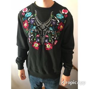 Black Scale Floral Crewneck